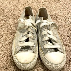 Glitter silver converse shoes